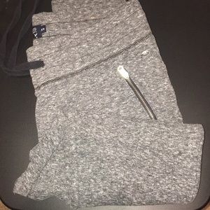 Skinny sweats